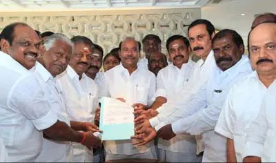 indraiya koottani admk - pmk